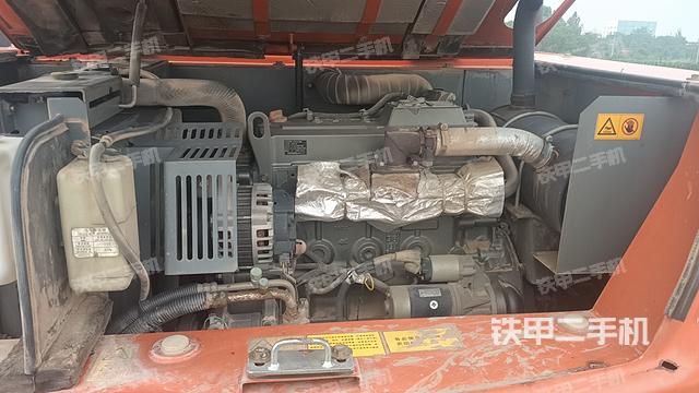 整機(jī)右后45°(整機(jī)外觀) 整機(jī)右后45°(整機(jī)外觀)