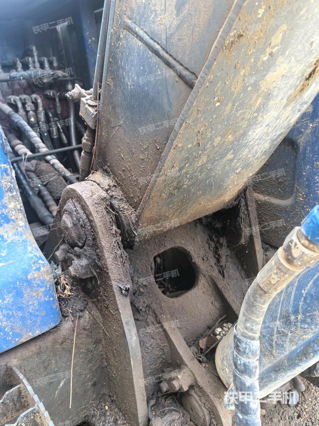 大臂根部?斜(工作和回轉裝置) 大臂根部?斜(工作和回轉裝置)