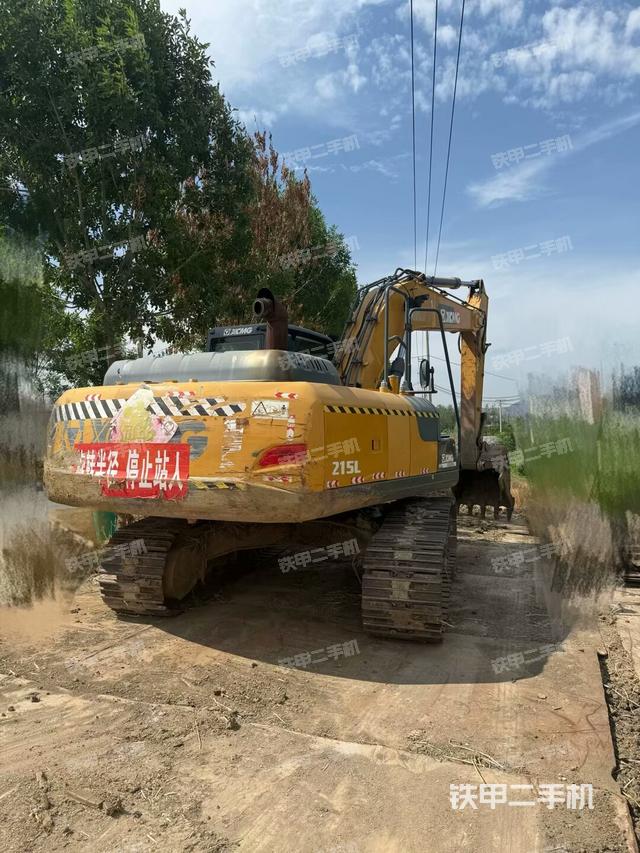 整机右后45°(整机外观) 整机右后45°(整机外观)