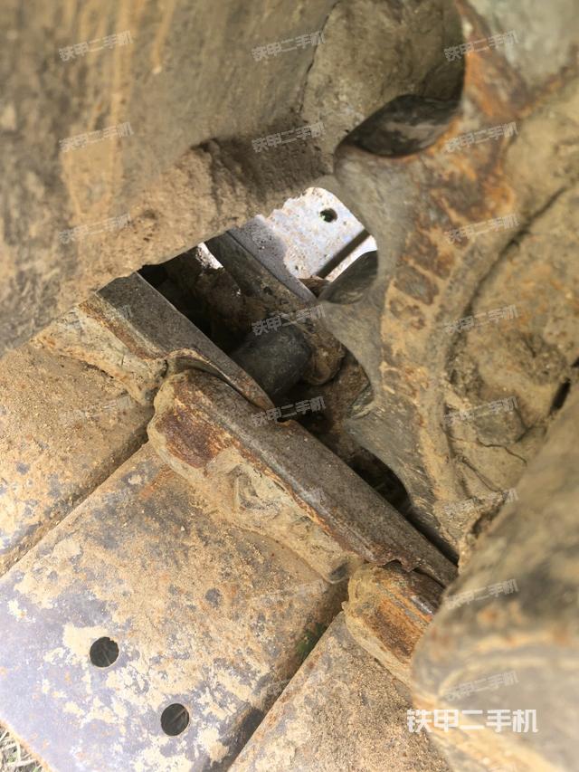 右導向輪(行走機構) 右導向輪(行走機構)