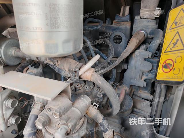 发动机整体俯视(整机外观) 发动机整体俯视(整机外观)