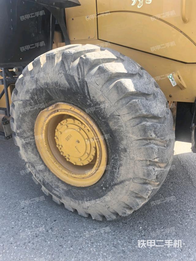 右前輪(行走機(jī)構(gòu)) 右前輪(行走機(jī)構(gòu))