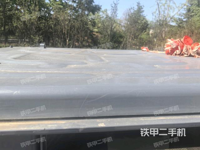 駕駛室頂部 外(駕駛室部分) 駕駛室頂部 外(駕駛室部分)