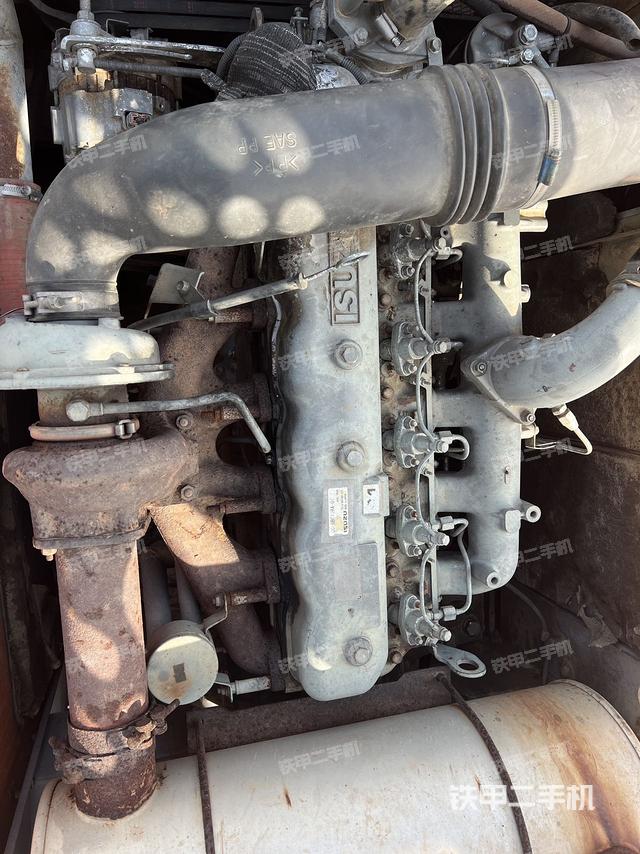 发动机整体俯视(整机外观) 发动机整体俯视(整机外观)