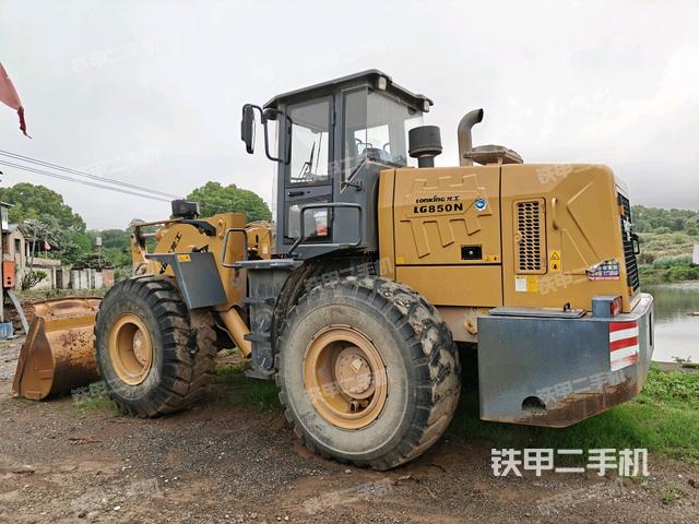 左后45°(整機(jī)外觀) 左后45°(整機(jī)外觀)