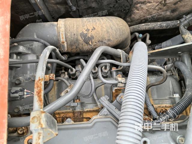 氣門室蓋螺絲特寫(上車部件) 氣門室蓋螺絲特寫(上車部件)
