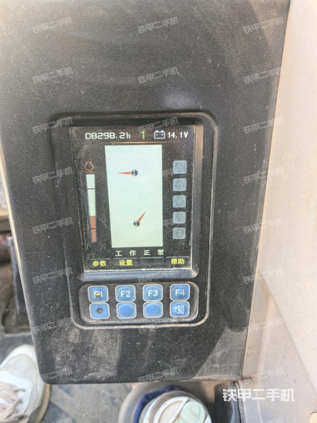 小時表(駕駛室部分) 小時表(駕駛室部分)