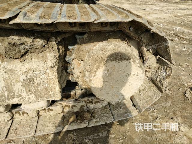 左驅(qū)動(dòng)輪(行走機(jī)構(gòu)) 左驅(qū)動(dòng)輪(行走機(jī)構(gòu))