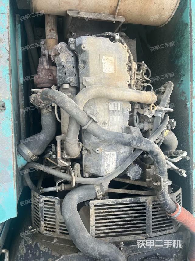 发动机整体俯视（整机外观）