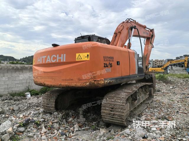 右后45(整機(jī)外觀) 右后45(整機(jī)外觀)