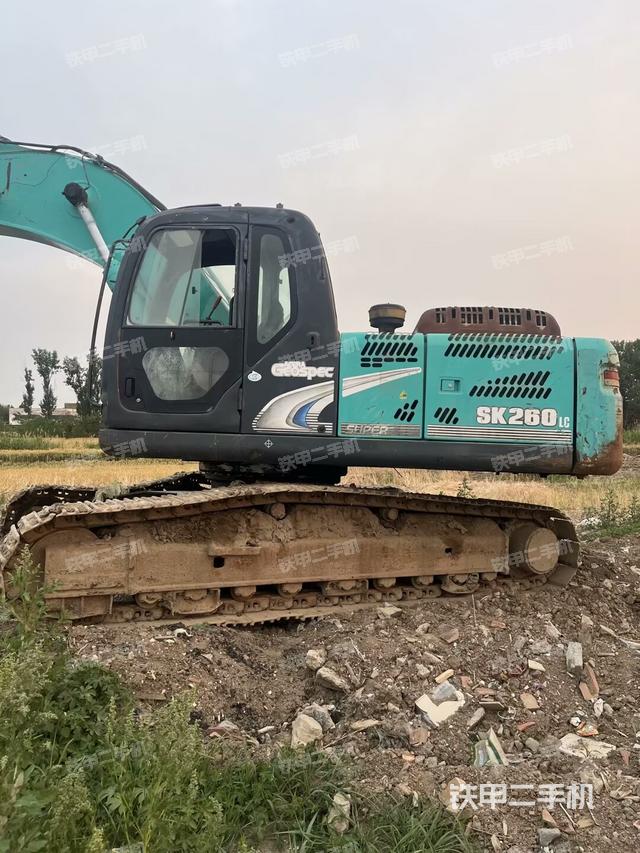 驾驶室整体（整机外观）