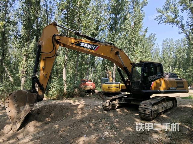 三一重工SY305H挖掘機(jī)