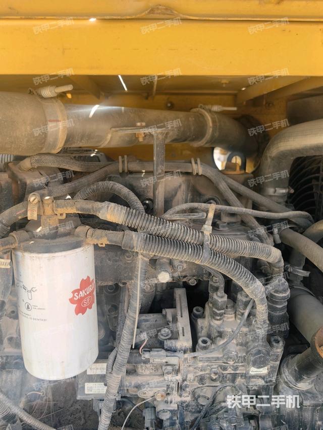 发动机整体俯视(整机外观) 发动机整体俯视(整机外观)