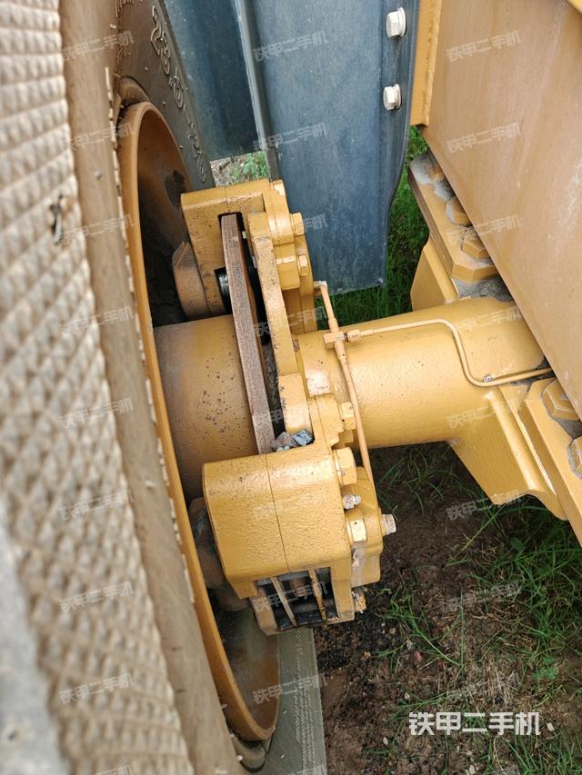 前驅(qū)動橋(液壓/傳動系統(tǒng)) 前驅(qū)動橋(液壓/傳動系統(tǒng))