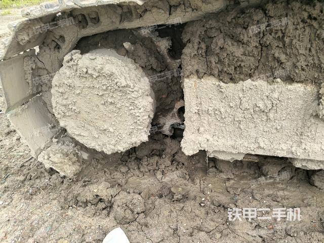 右驅(qū)動輪(行走機構(gòu)) 右驅(qū)動輪(行走機構(gòu))