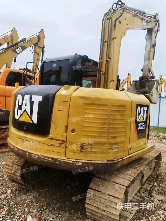 整機右后45°(整機外觀) 整機右后45°(整機外觀)