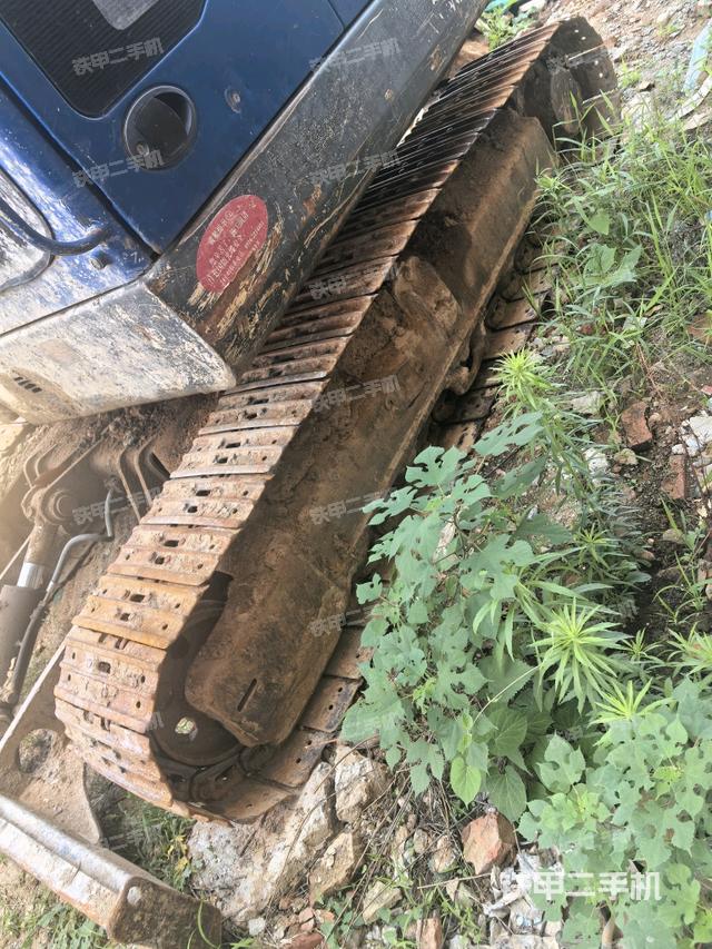 右側行走馬達蓋板(行走機構) 右側行走馬達蓋板(行走機構)