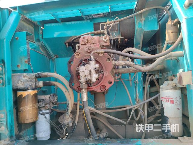 液壓泵室(大件艙室) 液壓泵室(大件艙室)