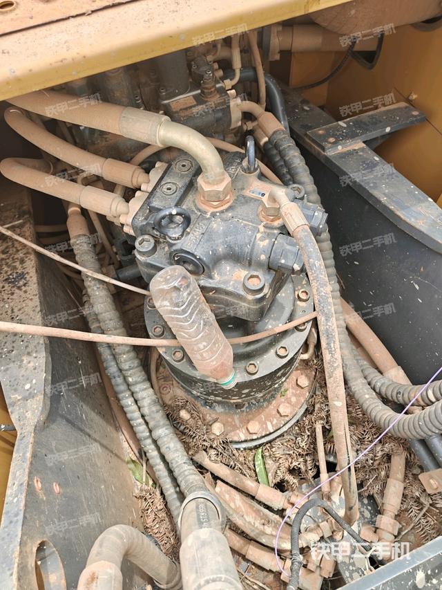 回转马达(上车部件) 回转马达(上车部件)