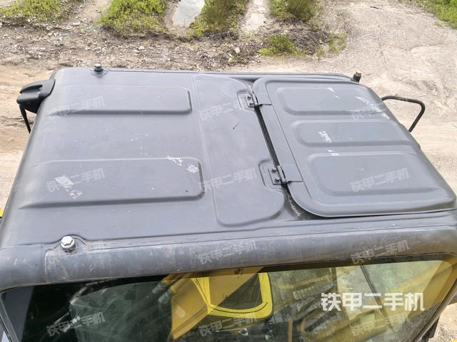 駕駛室頂部俯視(上車部件) 駕駛室頂部俯視(上車部件)