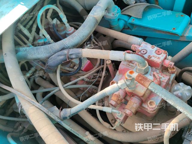 回轉(zhuǎn)馬達(dá)(上車(chē)部件) 回轉(zhuǎn)馬達(dá)(上車(chē)部件)