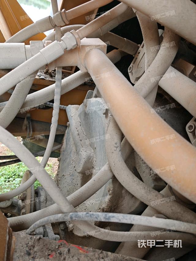 儀表盤(駕駛室部分) 儀表盤(駕駛室部分)