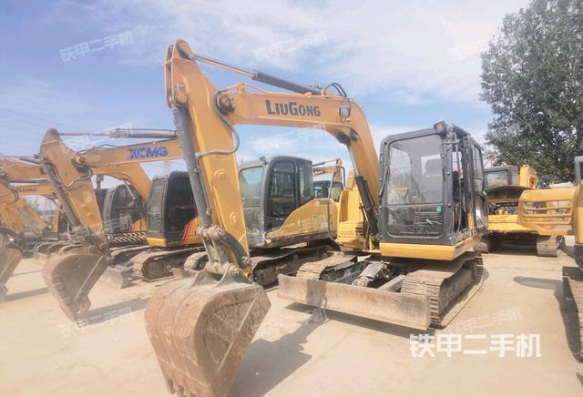 柳工CLG9075E挖掘機(jī)