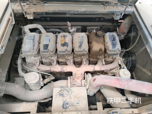 发动机室（上车部件）