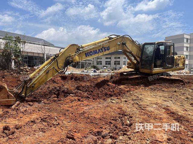 小松PC200-8M0挖掘機(jī)