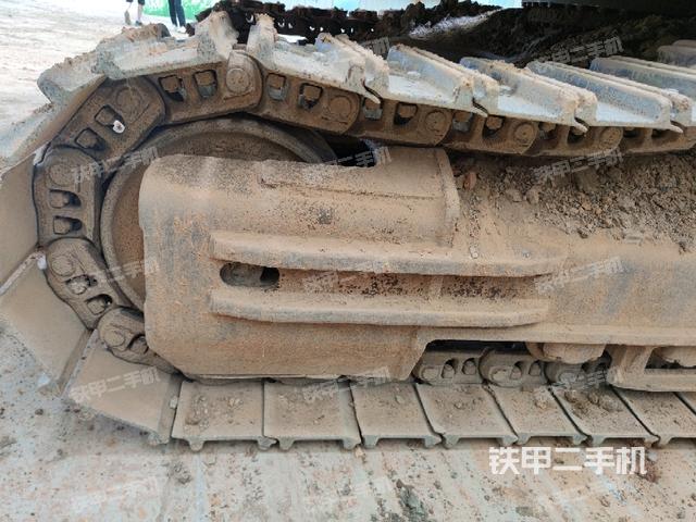 左侧行走马达盖板（行走机构）