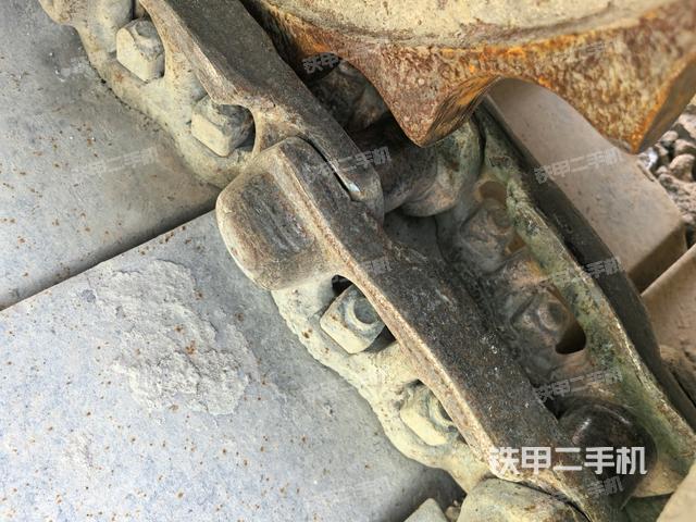 右导向轮(行走机构) 右导向轮(行走机构)