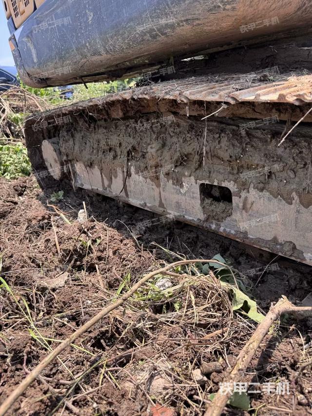 左侧履带整体 （行走机构）