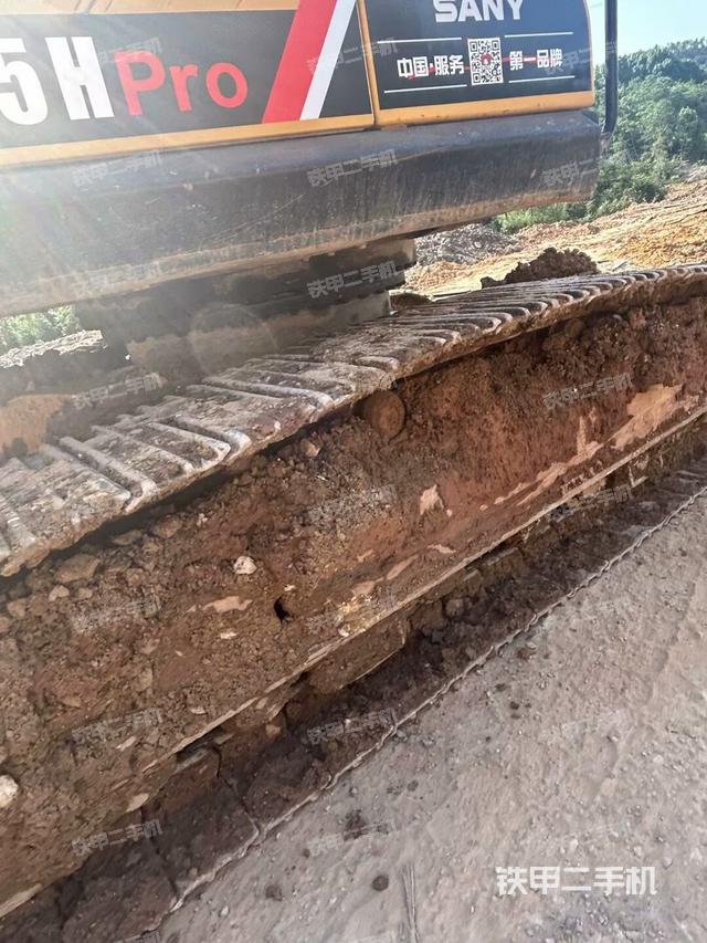 右侧行走马达盖板（行走机构）