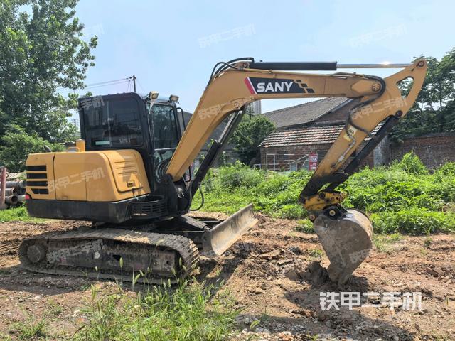 右前45(整機(jī)外觀) 右前45(整機(jī)外觀)
