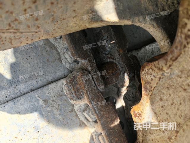 右驱动轮(行走机构) 右驱动轮(行走机构)