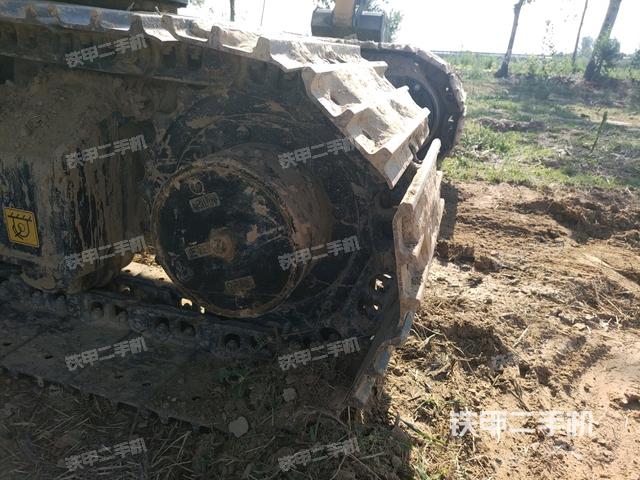 右側(cè)履帶整體?（行走機(jī)構(gòu)）