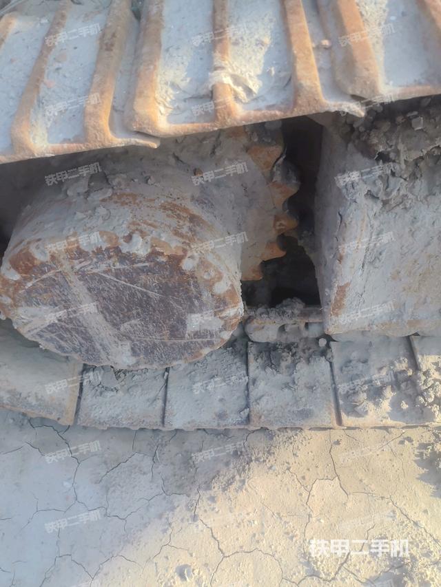 右驱动轮(行走机构) 右驱动轮(行走机构)