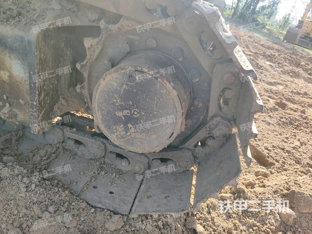 右驱动轮(行走机构) 右驱动轮(行走机构)