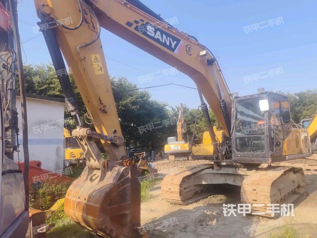 三一重工SY205C挖掘機