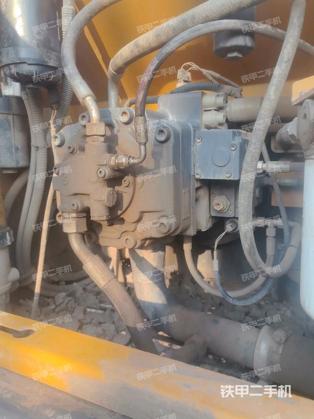 液压泵斜45 右(大件舱室) 液压泵斜45 右(大件舱室)