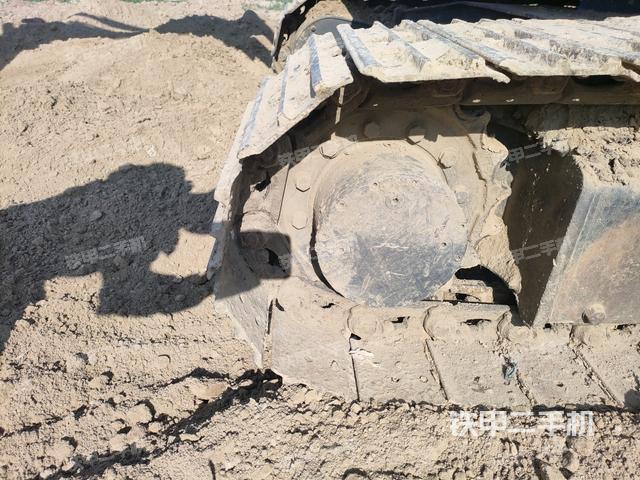 左驱动轮(行走机构) 左驱动轮(行走机构)