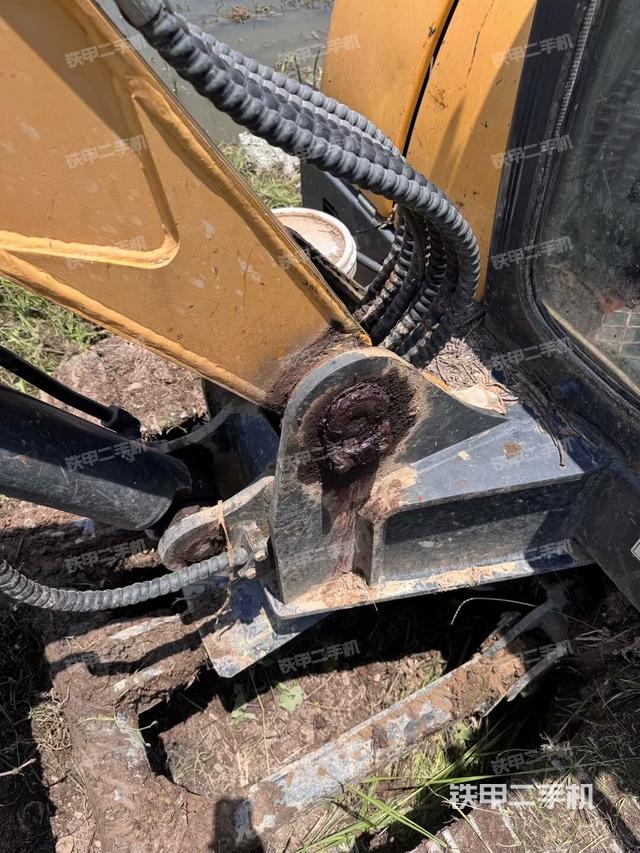 大臂根部 斜（工作和回转装置）