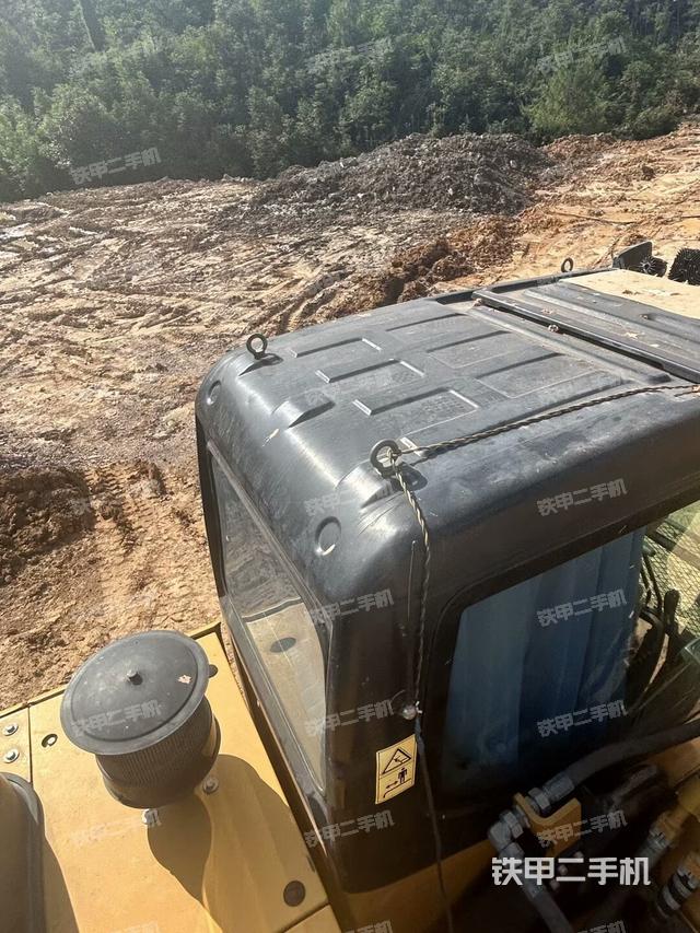 驾驶室顶部俯视（上车部件）