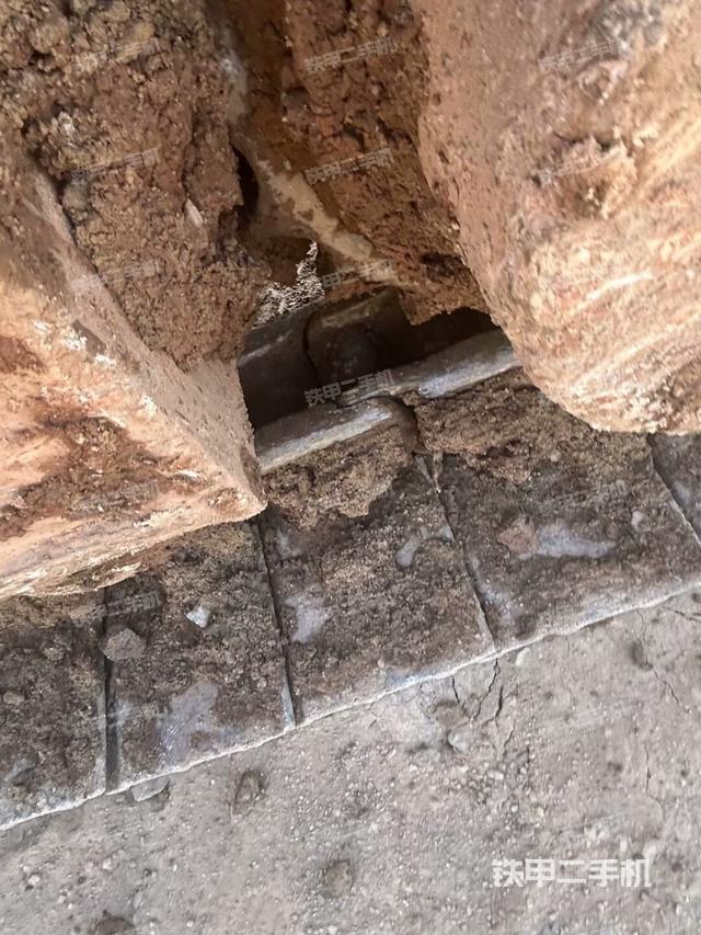 左导向轮（行走机构）