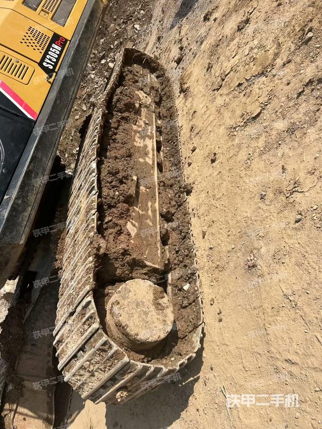 左侧履带整体 （行走机构）