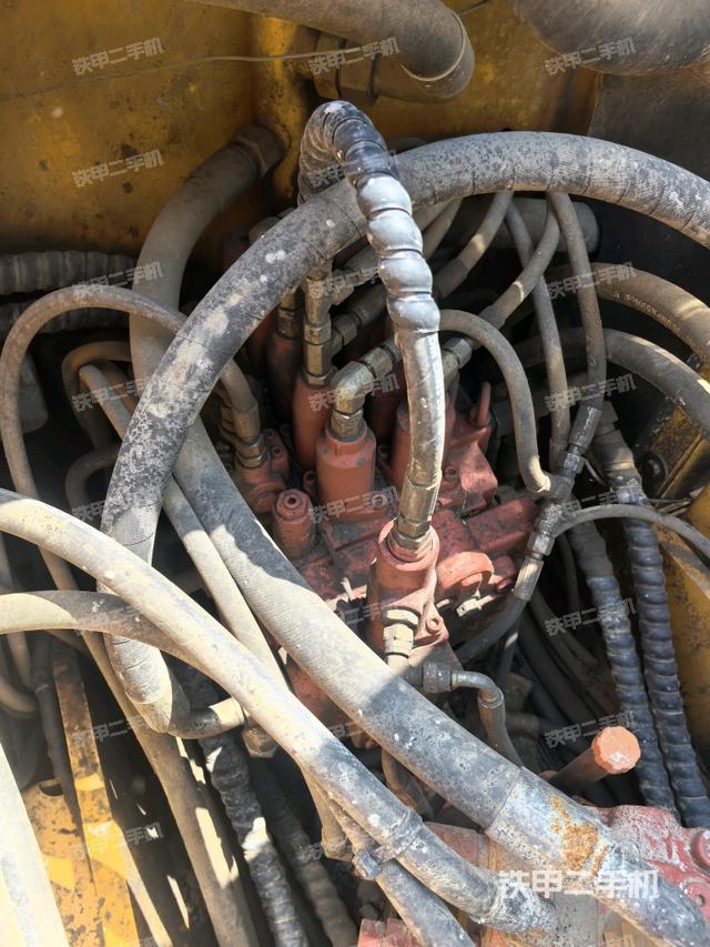 分配阀(上车部件) 分配阀(上车部件)