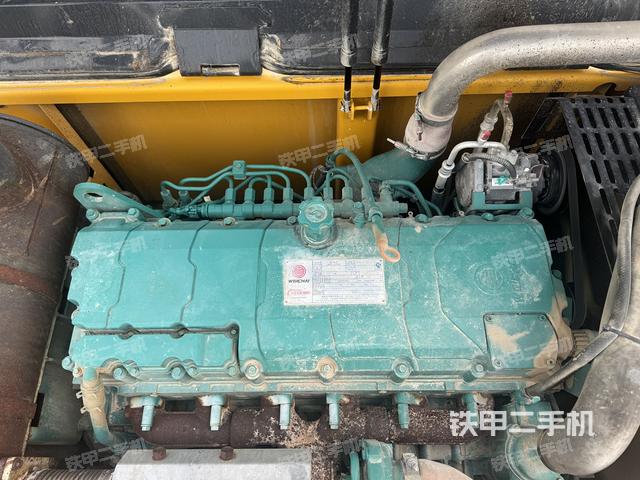 發(fā)動(dòng)機(jī)室（上車部件）