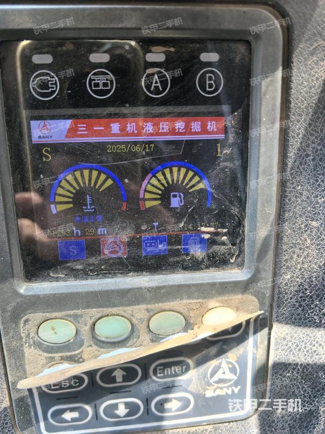 小時(shí)表(駕駛室部分) 小時(shí)表(駕駛室部分)