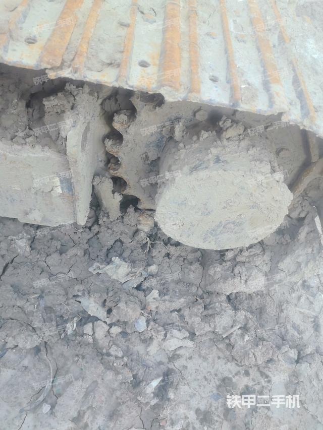 右驱动轮(行走机构) 右驱动轮(行走机构)