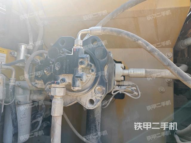 液压泵室(大件舱室) 液压泵室(大件舱室)